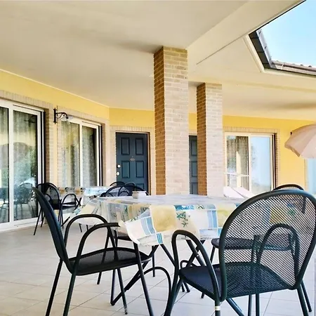 Apartment Schoene Mit Panoramische Blick Roseto Degli Abruzzi